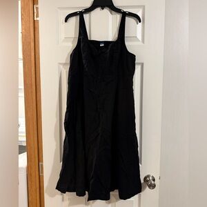 Old Navy Black Petite Dress